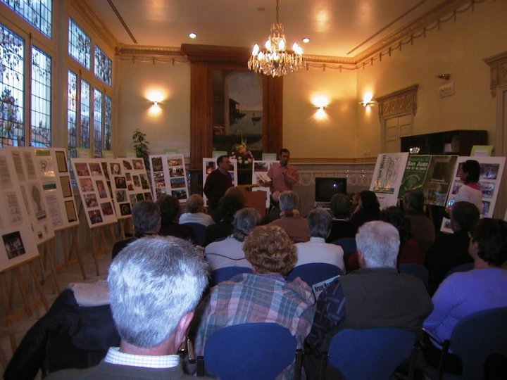 Inauguración exposición fotográfica en Mora Claros (2005, foto 12)